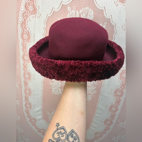Accessories - Vintage Burgundy Wool Felt Statement Hat